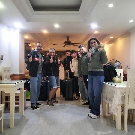 Roma Hotel Noi Bai Airport 河内 外观 照片