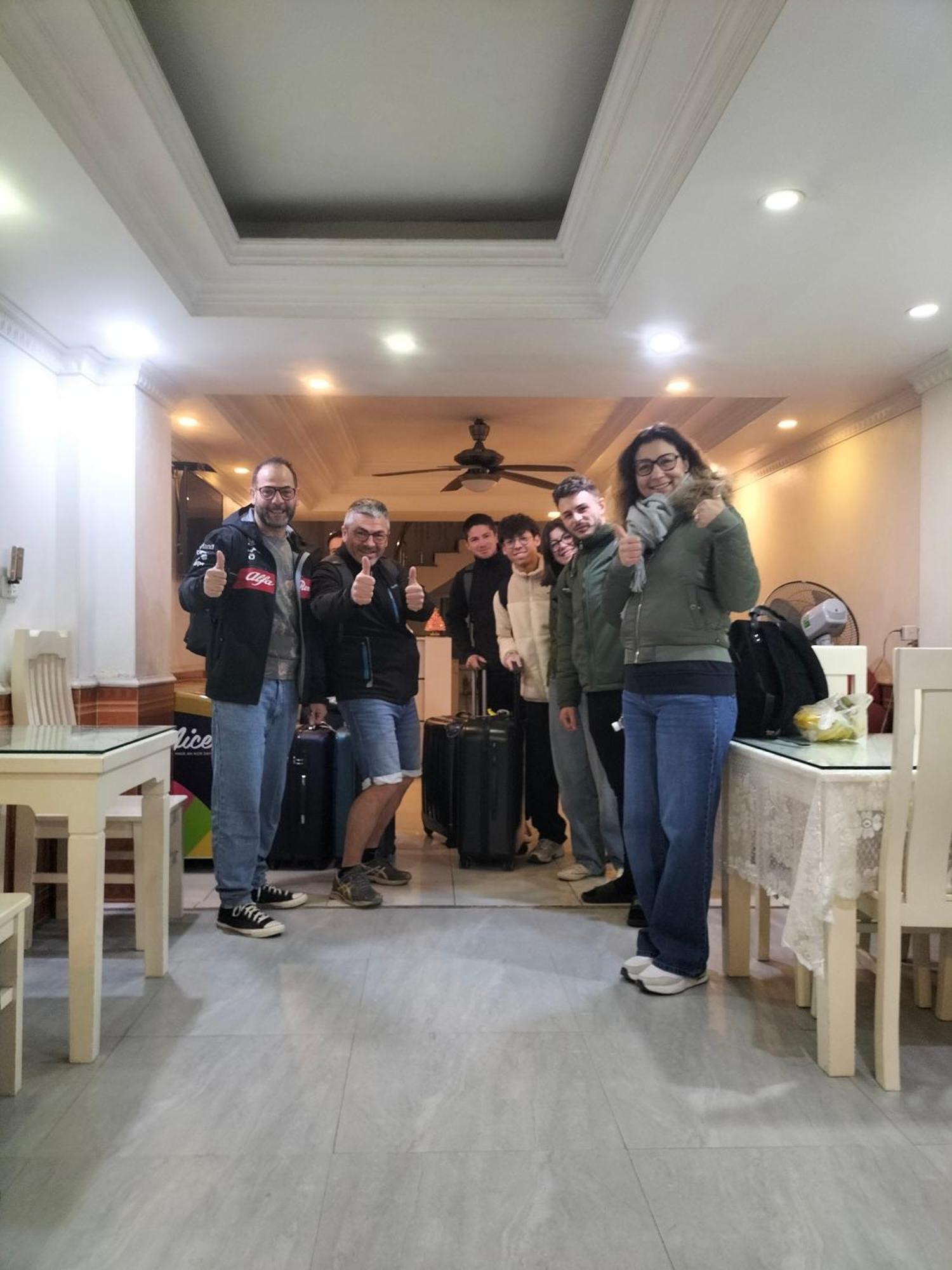 Roma Hotel Noi Bai Airport 河内 外观 照片