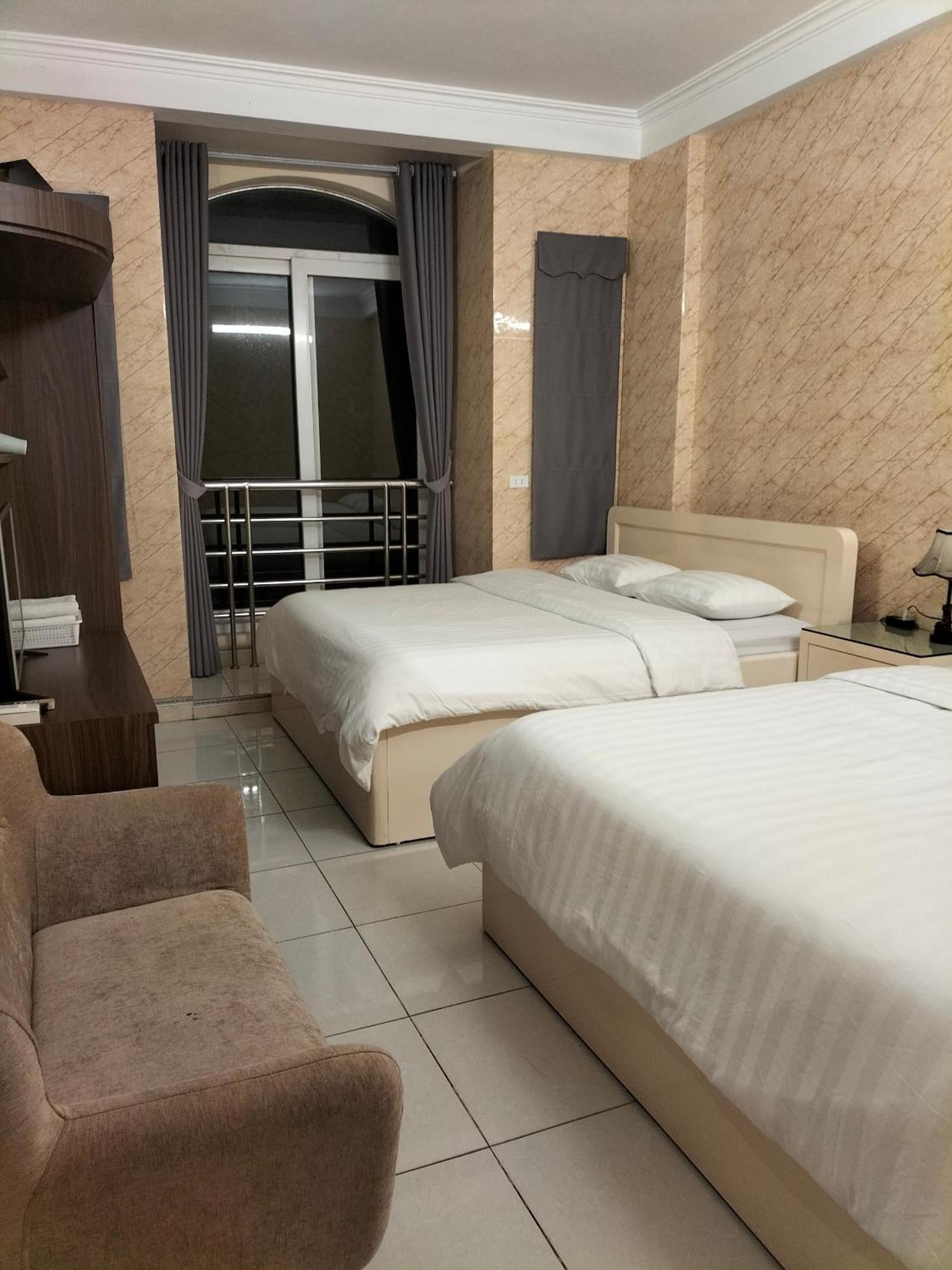 Roma Hotel Noi Bai Airport 河内 外观 照片