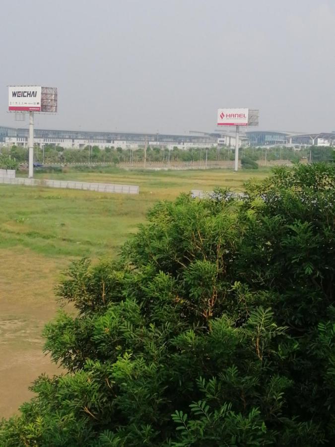 Roma Hotel Noi Bai Airport 河内 外观 照片